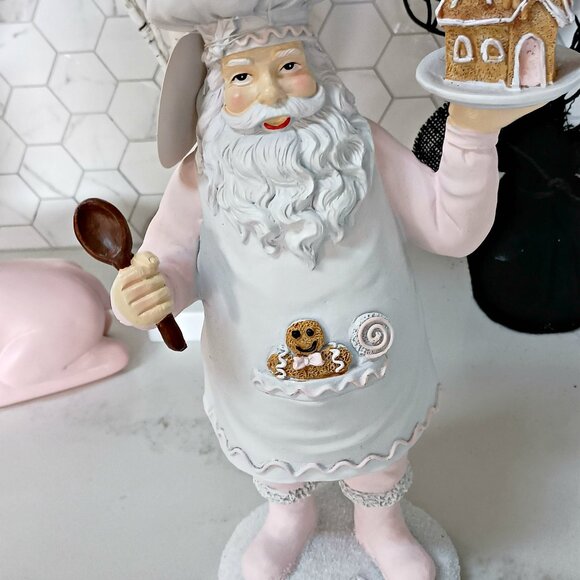 NEW! Shabby Chic GINGERBREAD BAKING SANTA DECOR - Picture 2 of 6